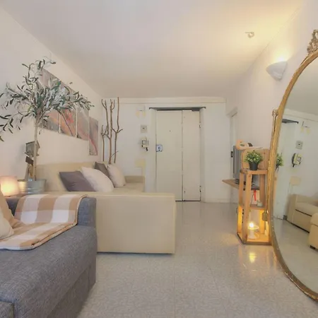 Porta Soprana Design Loft - Aquarium & Center דירה